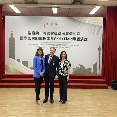 Left to right: Rebecca Poole, Chief of Staff to the IOI President; IOI President Chris Field PSM; and Doris Lin-Ling Uang, Director General, Dept. of Coordination and Planning, Control Yuan