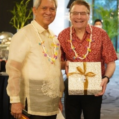 Ombudsman of the Philippines, Samuel Martires and IOI President, Chris Field PSM.