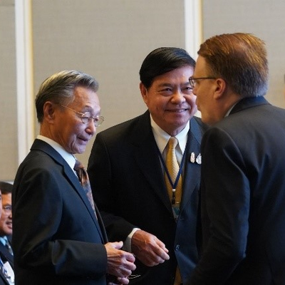L to r: President of the National Assembly, Speaker of the House of Representatives from 2019 to 2023 and Prime Minister of Thailand for two terms, Chuan Leekpai; Chief Ombudsman of Thailand and Asia Region President, Somsak Suwansujarit; and IOI President